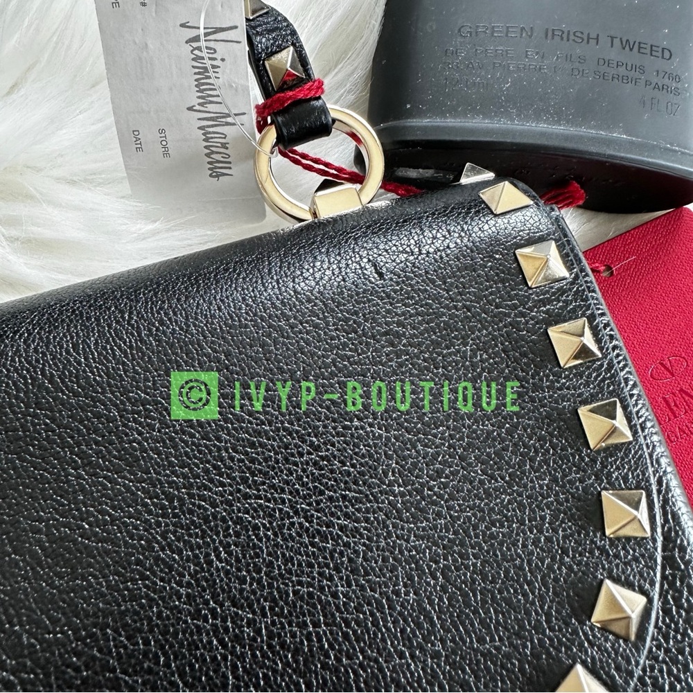 Valentino Garavani Rock Stud Small Shoulder Bag - Picture 11 of 13